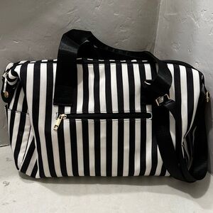 Alice Olivia DUFFLE BAG White Black Positano Stripe